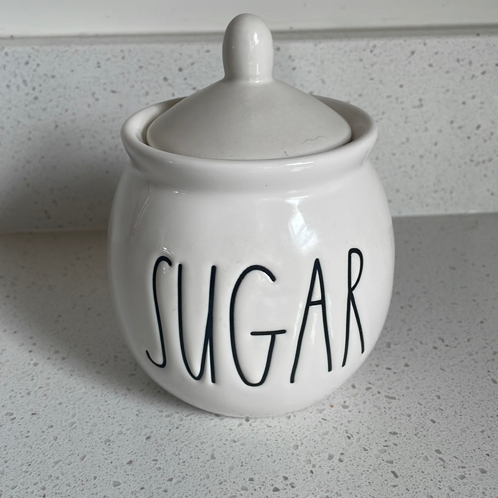 Rae Dunn sugar container